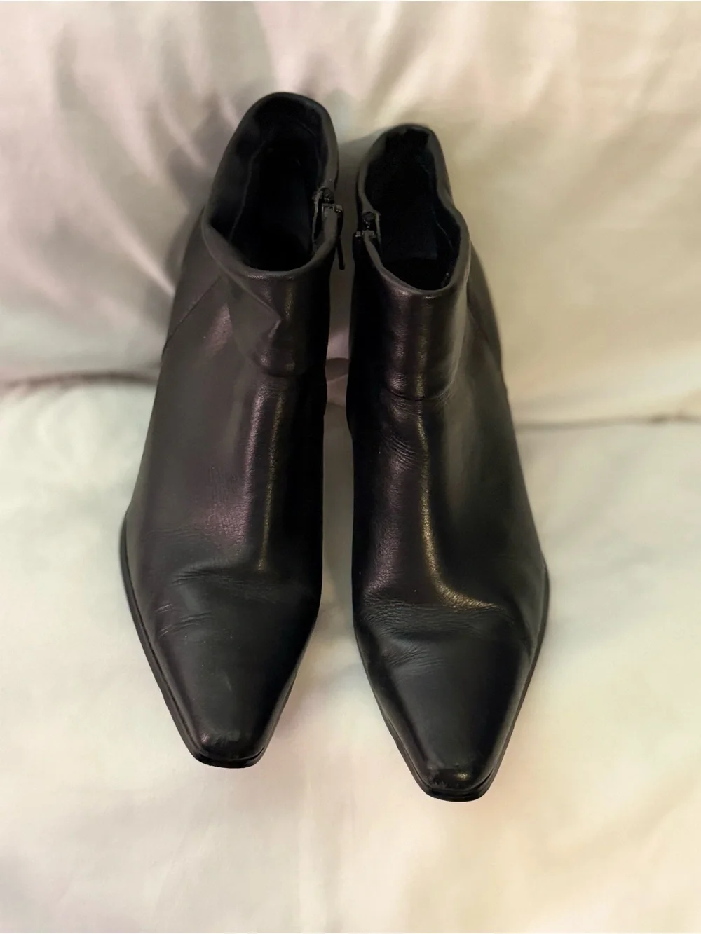 Worthington Black Pointed-Toe Leather Ankle Boots